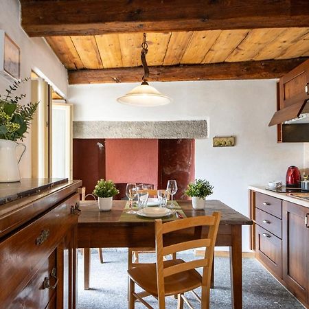 Stay5Vie: Incantevole Monolocale/Balcone/Borgo โดโมดอสโซลา ภายนอก รูปภาพ