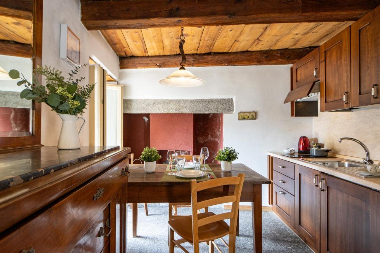 Stay5Vie: Incantevole Monolocale/Balcone/Borgo โดโมดอสโซลา ภายนอก รูปภาพ