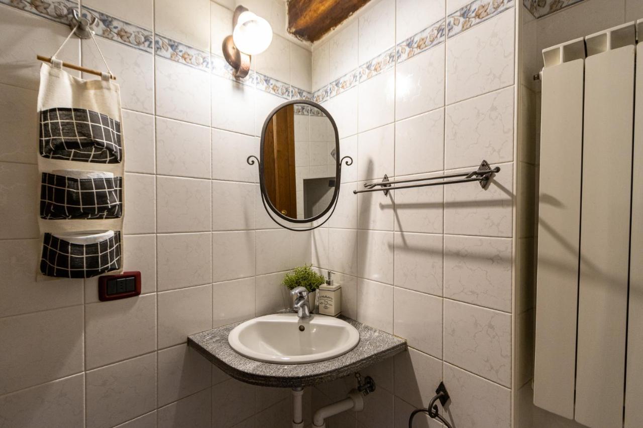 Stay5Vie: Incantevole Monolocale/Balcone/Borgo โดโมดอสโซลา ภายนอก รูปภาพ
